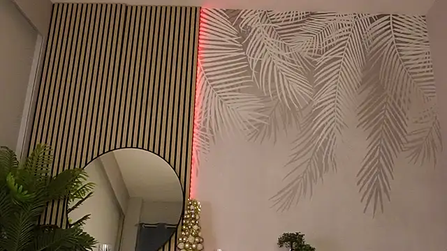 HottieLillyXXX online show from February 2, 8:52 pm