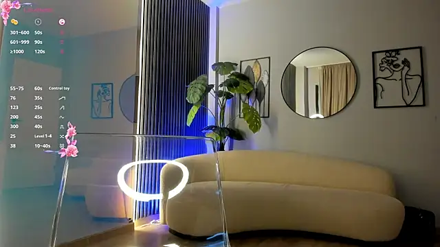 HottieLillyXXX online show from January 18, 11:01 pm