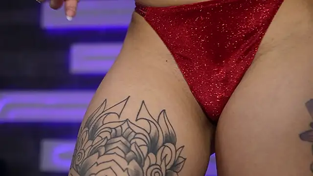 HottieLillyXXX online show from February 12, 8:54 pm