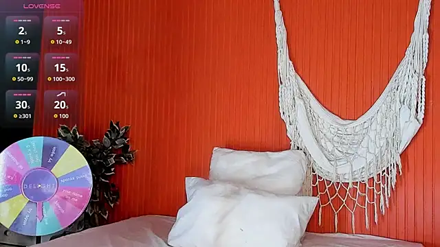 maria Turner1 online show from April 1, 10:16 am