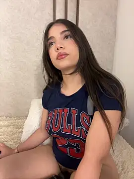 lilithdya online show from March 5, 2:29 am