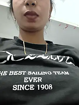 Cute-Natashaa online show from April 12, 3:04 pm