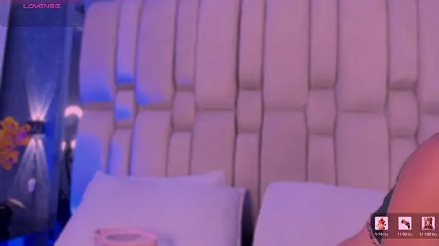 MissValeriePink online show from February 23, 8:08 pm