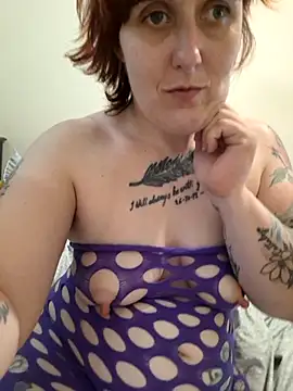 Tiara XOX online show from July 7, 10:41 am