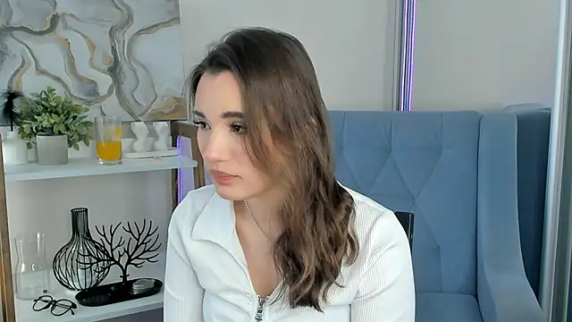 KaTheiss online show from February 1, 6:45 am