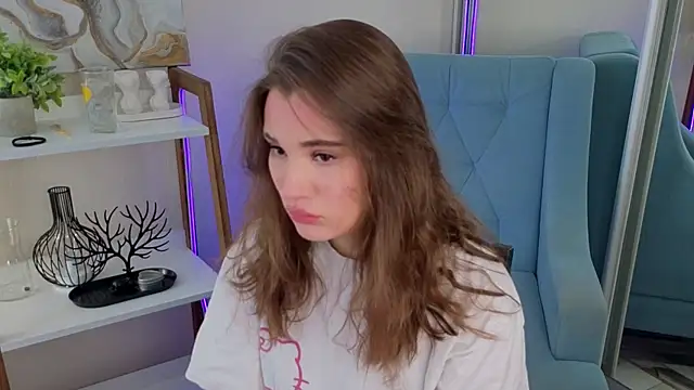 KaTheiss online show from February 5, 10:18 am