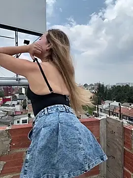 Isa cortes  online show from March 23, 4:57 pm