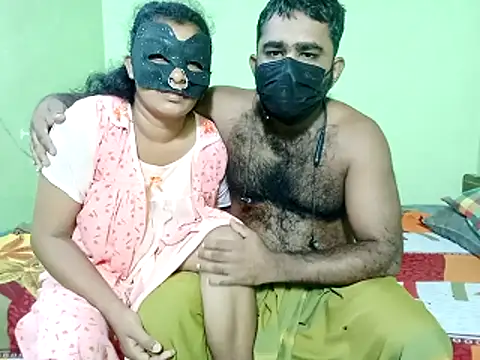 ShaniNsula2026 online show from April 14, 5:35 pm