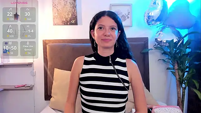 sofy bonnet online show from February 13, 8:32 pm