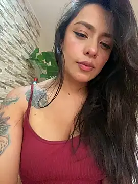 foxxy lover online show from February 6, 8:45 pm