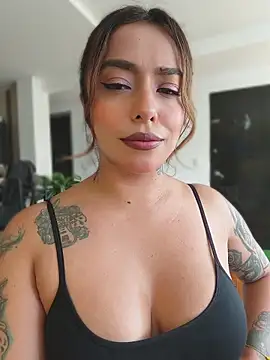 foxxy lover online show from July 28, 5:35 pm