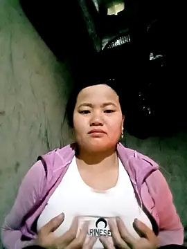 -Liuen- online show from February 4, 7:11 am