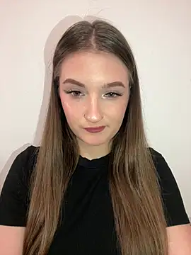 Green eyes lady online show from July 10, 5:35 pm