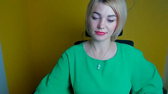CuttieEmma online show from July 29, 11:54 am
