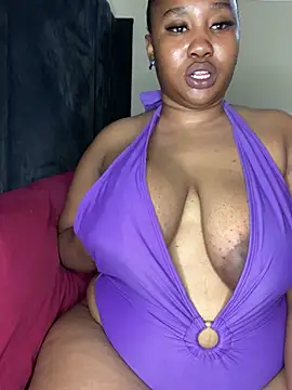 MeekyCurvyAss online show from June 8, 1:01 pm