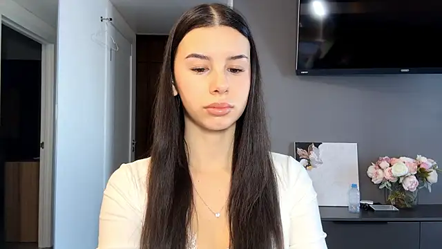 ColeneSis online show from February 3, 7:24 am