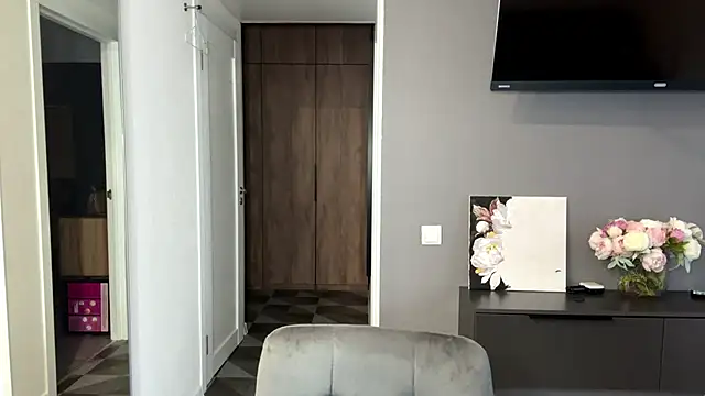 ColeneSis online show from February 9, 7:10 am