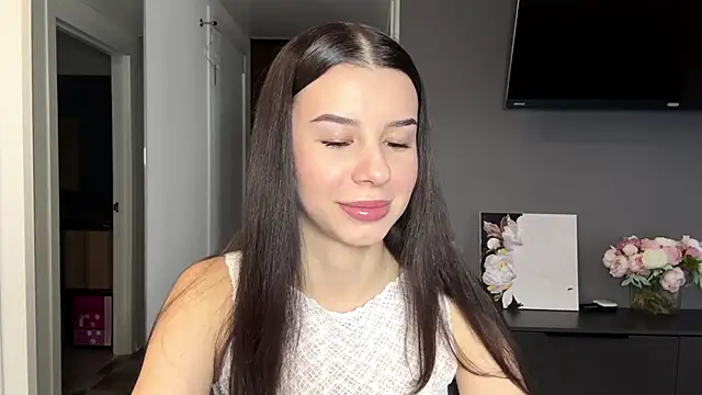 ColeneSis online show from February 11, 7:21 am