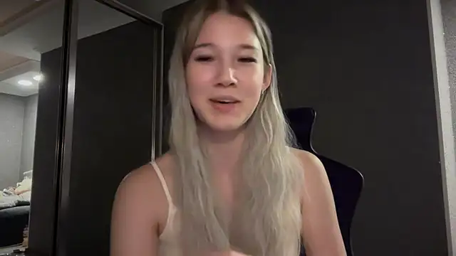 lilXdomiii online show from March 12, 1:03 pm