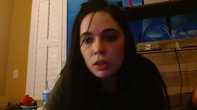 ahungkittykat online show from April 8, 6:04 am