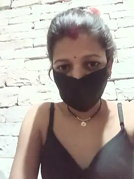 Divya-11431 online show from June 17, 8:54 pm