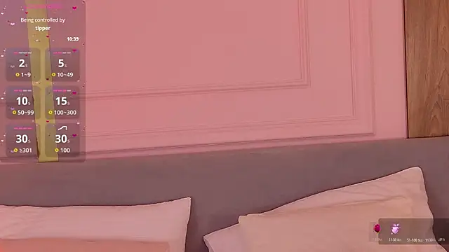 VivanWestwood online show from April 6, 5:14 pm