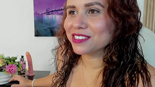 alennax online show from April 15, 12:39 pm