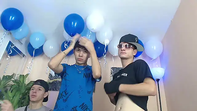 DesiresOfOlympus  online show from March 11, 7:05 pm