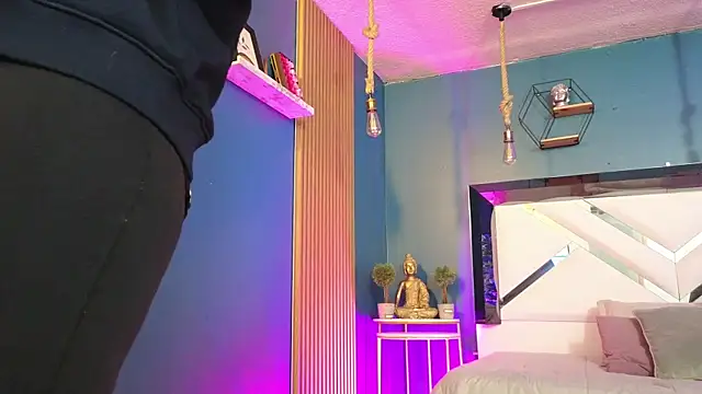 Ladyy brownn online show from April 14, 11:54 am