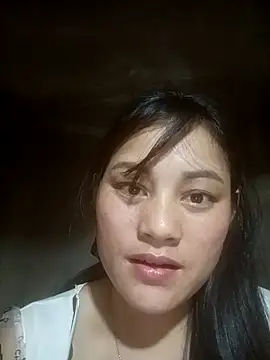 Momo-biki online show from April 25, 1:14 pm