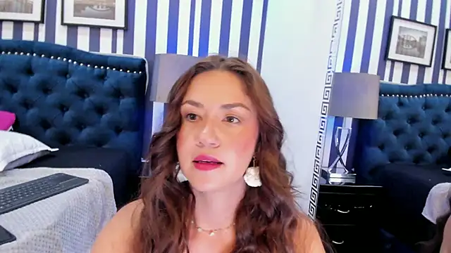 TherezaLarson online show from March 5, 12:45 pm