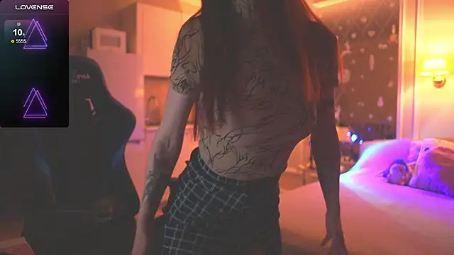 foxy red  online show from February 2, 9:25 pm