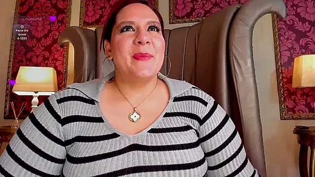 SilvanaBombshell online show from March 18, 2:55 pm