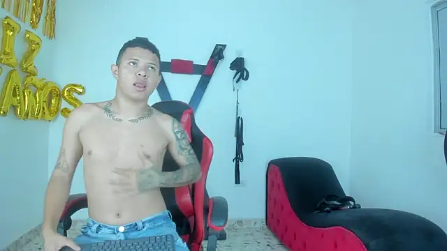 Steven and Camilo18 online show from February 9, 11:34 am