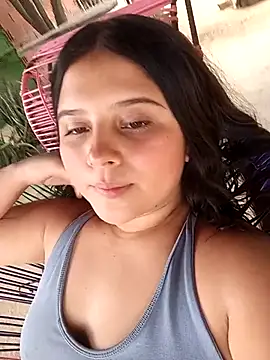 Salome Vivas online show from April 8, 2:30 pm