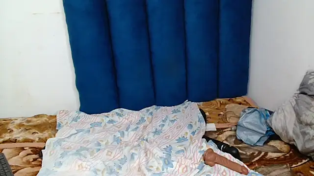 ForeverSexy  online show from April 3, 3:21 pm