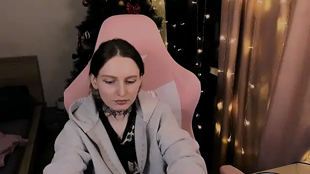 Onyxix online show from February 8, 6:00 pm