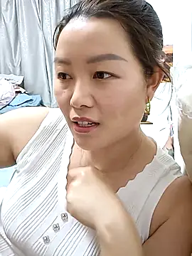 Jennie dogy online show from March 27, 1:12 pm