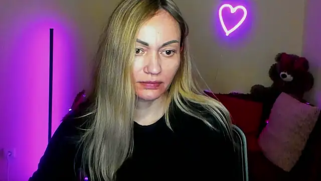 BlondMikey22 online show from April 7, 5:48 pm