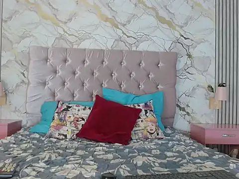 Gianna-Fox online show from February 10, 1:14 pm