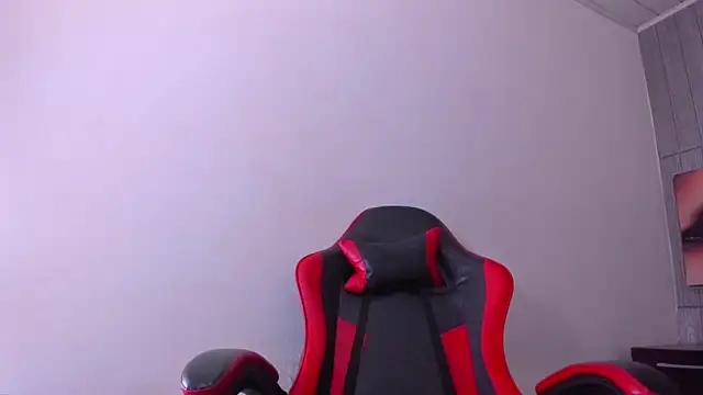 peachy hot online show from April 10, 6:30 am