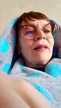 SophieBurns online show from March 8, 7:45 am