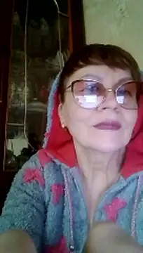 SophieBurns online show from March 15, 1:02 pm