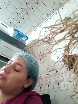 MajoArias online show from April 10, 3:29 pm