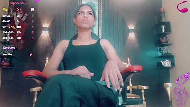 naomy velez   online show from February 18, 7:35 pm