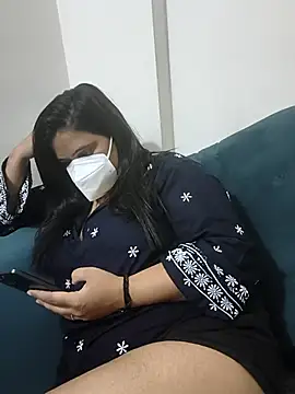 Siya  499 online show from February 19, 7:24 pm