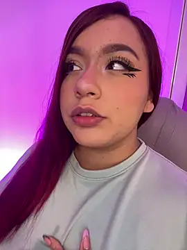 Wen 01 online show from March 5, 12:01 pm