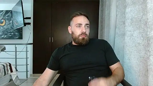 hotcouplexx1 online show from March 19, 1:32 am