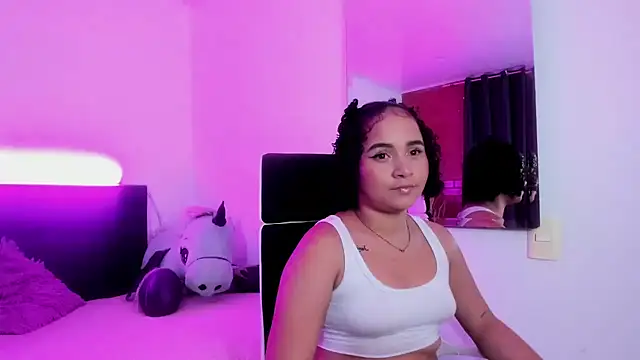  zara rosse online show from February 22, 12:00 am