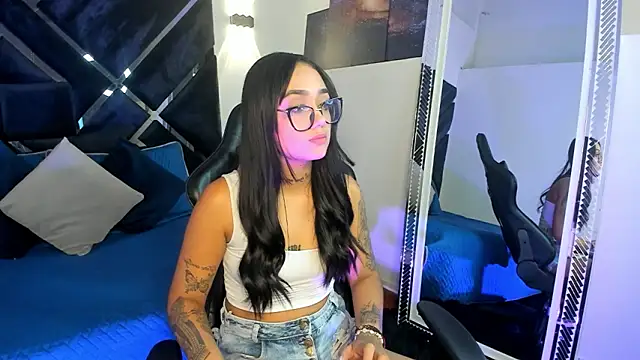 LizzyCooperjs online show from February 10, 11:08 pm